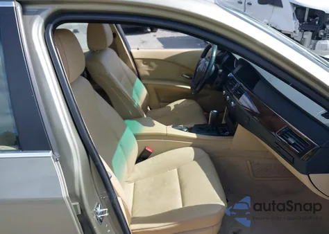 2007 BMW 525Xi from USA, damaged, VIN WBANF33547CS41532